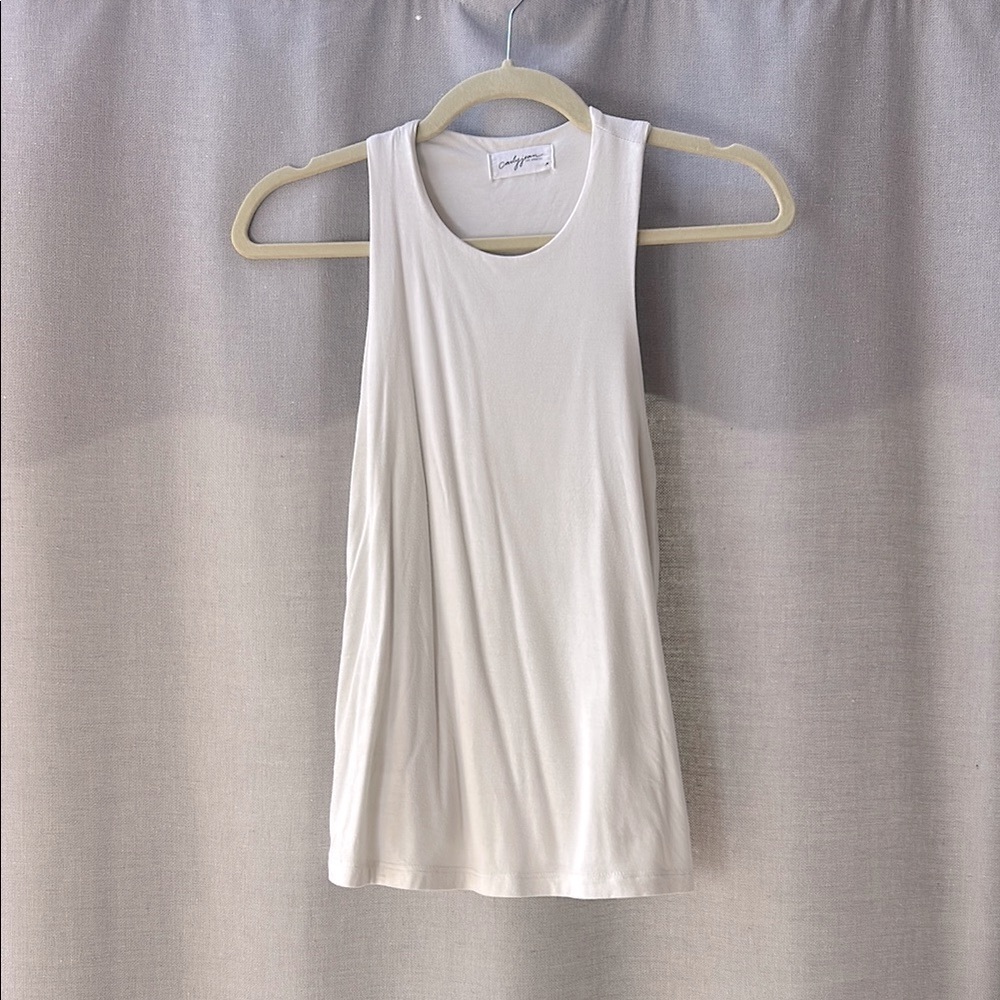 Elegant White Sleeveless Top